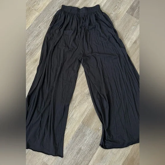 Lunya Organic Pima Wide Leg Pant - Picture 4 of 5